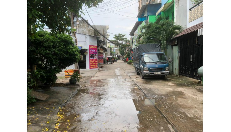 Bán Nhà Mặt Tiền 60m2, Giáp Tân Phú, Ngay Lê Thúc Hoạch,Hẻm Xe Tải Thông, Chỉ 4 Tỷ xx.