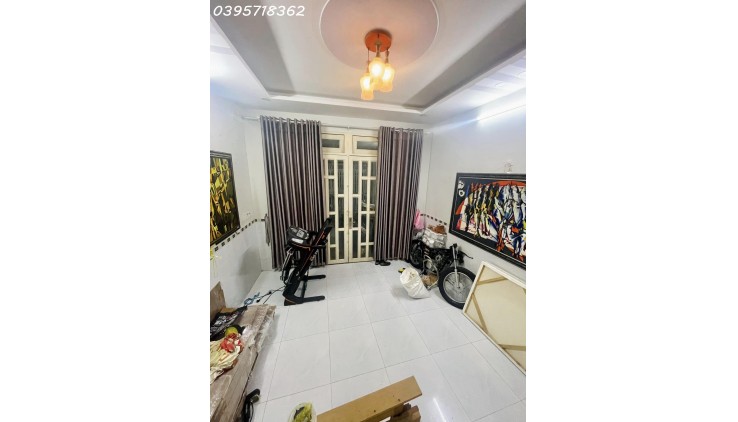 HIẾM - HXH6m. CÁCH MT CHỈ VÀI CHỤC MÉT - VỊ TRÍ ĐEP KHỎI CHÊ HƠN 50m2 CHỈ NHỈNH 4 tỷ