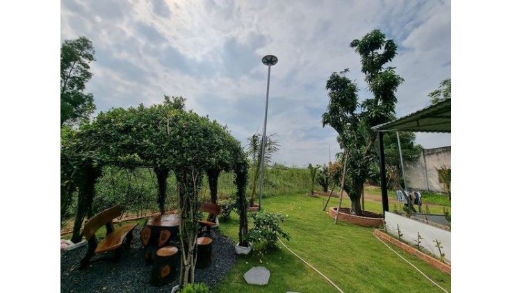 Villa lô Góc Đẹp như Tranh Vẽ 1271m2  Phước Thạnh Củ Chi TPHCM