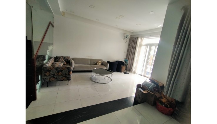 CHO THUÊ BIỆT THỰ KDC SADECO VEN SÔNG QUẬN 7