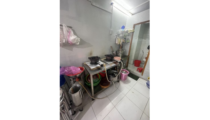 SANG QUÁN CƠM +BÚN BÒ HUẾ MẶT TIỀN CHUNG CƯ BÀU CÁT 2