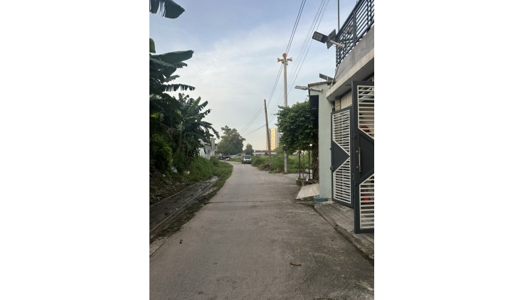 CHÍNH CHỦ Cần Cho Thuê Nhanh Lô Đất Vị Trí Đắc Địa tại Huyện Hóc Môn, Tp Hồ Chí Minh