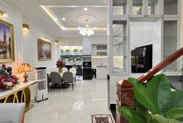 NHÀ 3 TẦNG, MT ĐƯỜNG NGUYỄN THỊ THẬP, TÂN PHONG, QUẬN 7, NGANG LỚN, 12 TỶ
