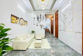 Bán Nhà Phố 72m2 3 Tầng, HXH Đường Nguyễn Ảnh Thủ. Quận 12