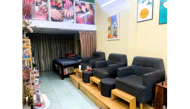 Sang tiệm nail 60m2 mặt tiền đường số 17 Linh Chiểu