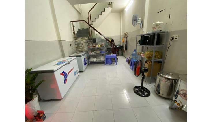Chính chủ Cho thuê nhà nguyên căn mặt tiền đường 339, Phước Long B, TP Thủ Đức
