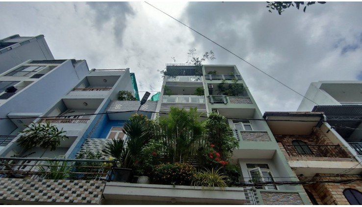 Bán nhà mờ phòng mạch đường QL22 Bà Điểm nhà 4 tầng 120m2 chỉ 6.9 tỷ