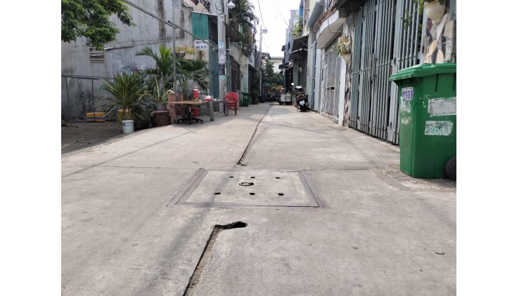 Bán Gấp nhà Đất Mới Ngay BV Bình Tân HXH 52m2,4Tầng  Nhỉnh 4 tỷ