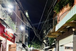 TÂN BÌNH - VỊ TRÍ VỪA Ở VỪA KINH DOANH - HẼM XE TẢI THÔNG - NHÀ ĐẸP 4 TẦNG - 40M2