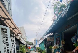 HẺM XE HƠI ĐẬU CỬA- KHU DÂN CƯ AN NINH - NHÀ MỚI Ở NGAY -  SỔ VUÔNG VỨC - CHỈ NHỈNH 3TỶ