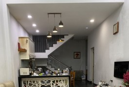 Bán Nhà Nguyễn Thái Sơn Gò Vấp 50m2 Giá 5 tỷ 5 Hẻm Xe Hơi 3 Tầng Ở Ngay