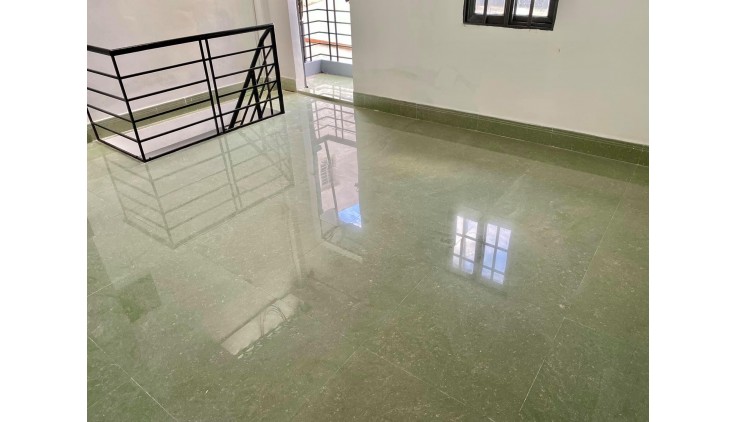 TRƯƠNG ĐĂNG QUẾ - P3 - GÒ VẤP - GIÁP PHÚ NHUẬN, BÌNH THẠNH - NHÀ 3 TẦNG - 2 PHÒNG NGỦ. - GIẢM TỪ 3 TỶ XUỐNG 2 TỶ  6.