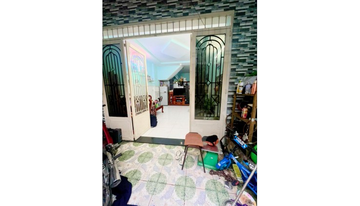 CHỈ HƠN 2 TỶ CÓ NGAY NHÀ MỚI ĐẸP 2 TẦNG - 35M2  - 3.5x10M VUÔNG VỨC - HC ĐỦ - GẦN NGÃ TƯ 4 XÃ - LÊ VĂN QUỚI - TIỆN DI CHUYỂN TRUNG TÂM - VÀO Ở NGAY