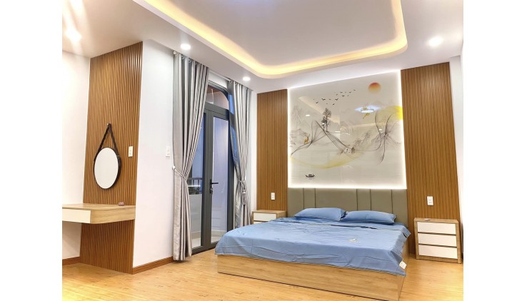 Bán nhà đường 51,Gò Vấp,HXH,cạnh siêu thị Emart Gò Vấp