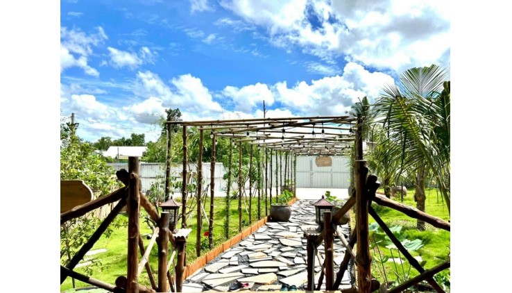 Bán đất phường Long Phước quận 9 sát bên cầu Long Đại,thổ cư,sẵn khai thác homestay