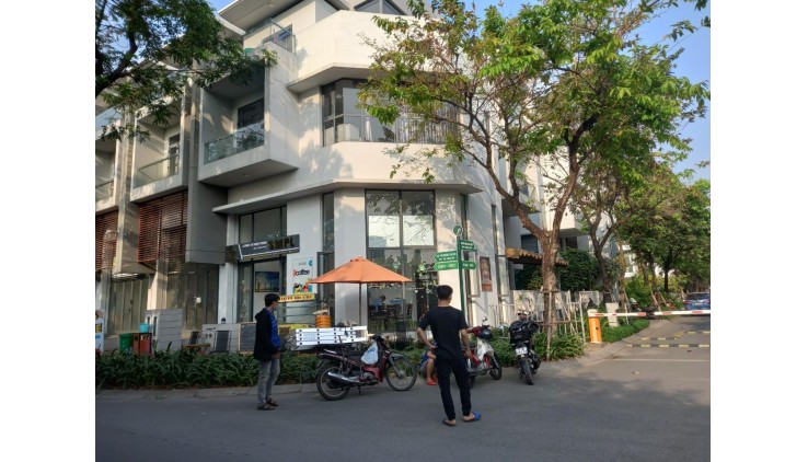 CHÍNH CHỦ Cho thuê nguyên căn shophouse Đẹp DT 5x20 4 lầu giá chỉ 15tr/tháng LH 0901322286