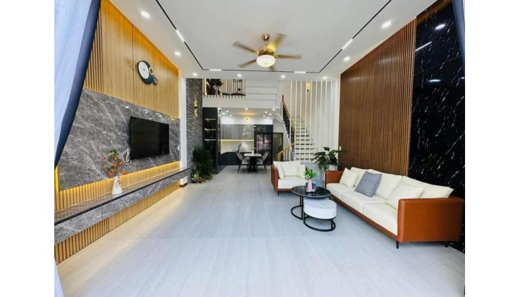 CHÍNH CHỦ Cần Bán Nhà Trọ Mặt Tiền Đường 39, Phường Bình Trưng Đông, Quận 2, TP HCM