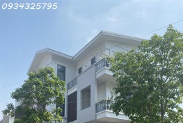 Villa góc 2MT đường 12m Bình Lợi, 10x21m, 3 lầu, thang máy, 32 tỷ TL