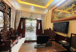 BIỆT THỰ BÌNH TÂN- NGAY NGÃ TƯ BỐN XÃ- GIÁP KHU VĂN CAO- GẦN 180M2- NGANG 8M- 3 TẦNG FULL NỘI THẤT GỖ ĐỎ, THIẾT BỊ GẦN 5 TỶ- GIÁ CHỈ 17 TỶ. CHỦ CỰC