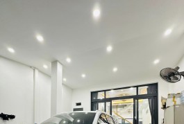Hẻm xe hơi Hoàng Hoa Thám - 2 tầng BTCT - ngang bề thế 5.5m - khu vực an ninh  - giá chỉ 8 tỷ 900