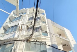 Hẻm xe hơi - Nguyễn Thượng Hiền p5 - 5 tầng BTCT -  41m2 - 6 tỷ 950 thương lượng
