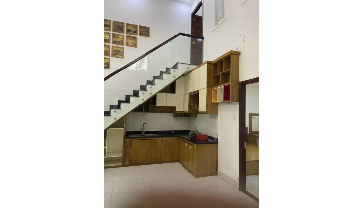 Bán nhà Lô góc Ôtô tránh Đường số 8 P.Linh Trung Tp.Thủ Đức DT 64m2 chỉ nhỉnh 4Tỷ