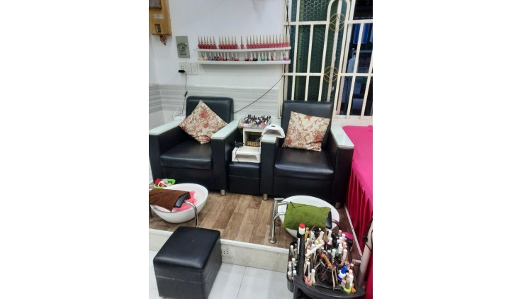 CHÍNH CHỦ CẦN SANG TIỆM TÓC,NAIL... TẠI Địa chỉ .8 đường số 8 p Bình Hưng Hòa a Q Bình Tân