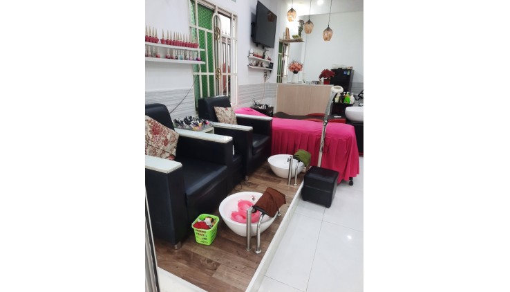 CHÍNH CHỦ CẦN SANG TIỆM TÓC,NAIL... TẠI Địa chỉ .8 đường số 8 p Bình Hưng Hòa a Q Bình Tân