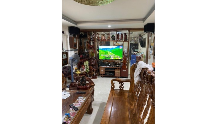 HUỲNH VĂN NGHỆ - P15 - TÂN BÌNH - HẺM XE HƠI - NHÀ 4 TẦNG - 78m2 ( 4.05 x 20 ) GIÁ 6.2 TỶ.