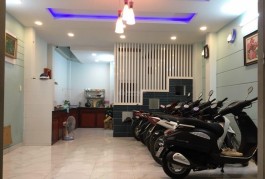 Bán nhà 5 tầng HXH đường Nguyễn Văn Thương - Ung Văn Khiêm, P25, Bình Thạnh. 6PN 7WC. HĐT 25 triệu