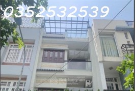 Gia đình thiện chí bán nhanh căn nhà tại đại học Văn Lang - đường trước nhà 10m - cạnh mặt tiền