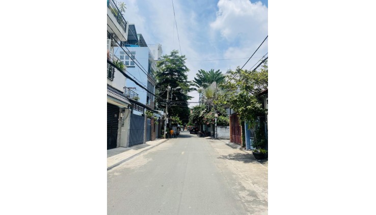 LÊ ĐỨC THỌ - P15 - ĐƯỜNG NHỰA 10M THÔNG KINH DOANH - NHÀ ĐẸP 3 TẦNG - 100M2 - 4x25m - CHỦ NGỘP NGÂN HÀNG GIẢM GẤP 9,5 TỶ XUỐNG 8,2 TỶ. CHỐT.