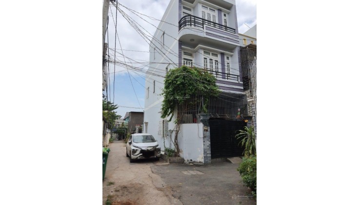 Nhà giảm  từ 6 tỷ 5 còn 5 tỷ 5, nhà góc 2 mặt tiền - Phước Long B, tp Thủ Đức