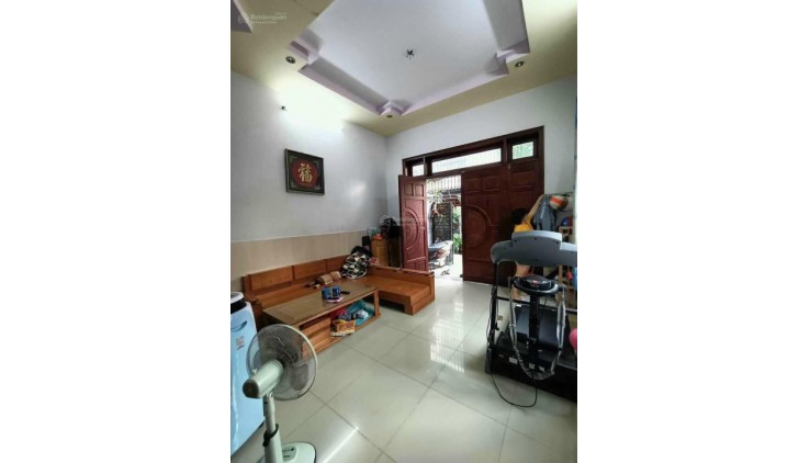 Nhà giảm  từ 6 tỷ 5 còn 5 tỷ 5, nhà góc 2 mặt tiền - Phước Long B, tp Thủ Đức