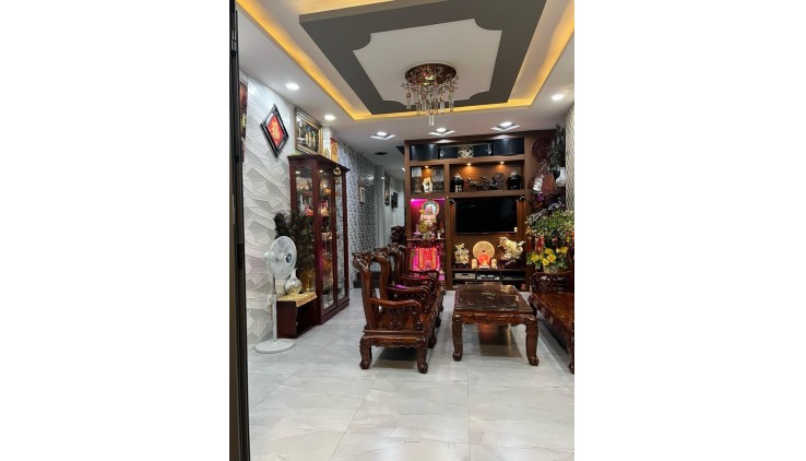 Nhà 5 tầng hiện đại - DTSD 275m2 nhỉnh 11 tỷ - Oto quay đầu - P.Bình Thuận - Quận 7