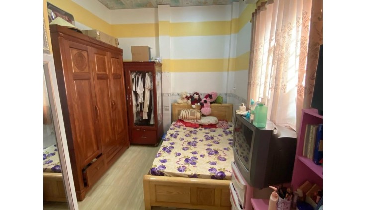 Thị Trấn - Nhà Bè - 2tầng Siêu rộng ( ngang 6.3m nở hậu 6.5m dài 23m ) nhỉnh 5ty