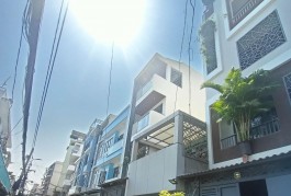 Nhà 5 tầng hiện đại - DTSD 275m2 nhỉnh 11 tỷ - Oto quay đầu - P.Bình Thuận - Quận 7