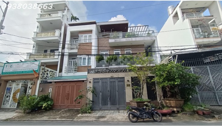 Bán căn nhà trước mặt Quận 12, con đường Trần Thị Cờ, 230m2, giá bán rộng 8 Tỷ