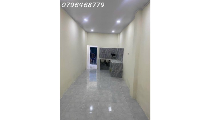 Bán nhà Bến Vân Đồn - Quận 4 - 38m - 2 tầng - ngang 5m - nhà m - giá nhỉnh 3 tỷ tl