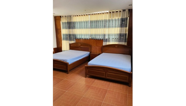 Ngộp Nặng Giảm 10 tỷ Gấp bán khách sạn Mặt tiền ÂU CƠ dòng tiền 200tr/tháng 308m2 ,8 Tầng 49 tỷ