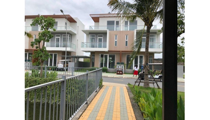 CHÍNH CHỦ CHO THUÊ BIỆT THỰ SONG LẬP QUẬN 9 - FULL NỘI THẤT - GIÁ SIÊU TỐT. Nguyễn Thị Tư, Phú Hữu, Thủ Đức, Hồ Chí Minh.