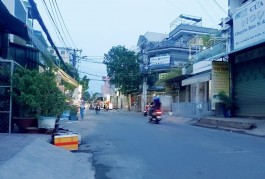 Bán nhà riêng mặt tiền 61m2 ngag 4 nở hậu  sát Lê Văn Qưới  Bình Tân chỉ 5.9 tỷ