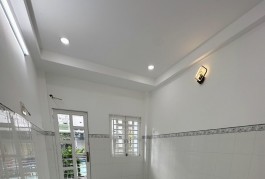 BÁN NHÀ BÀ HẠT P8 Q10 - GẦN 30M2 - 2 TẦNG BTCT - SÁT MT - 3.X TỶ