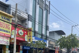 BÁN NHÀ MẶT TIỀN ĐƯỜNG NGUYỄN ẢNH THỦ, 20x25m giá 63 tỷ TL,  Q12