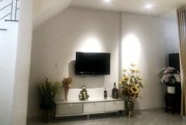 GÍẢM SỐC, Mặt Tiền Kinh Doanh, Ô tô Ngủ trong nhà, Q2, DT: 83m2 (5.5x15), CHỈ 7.6 ty