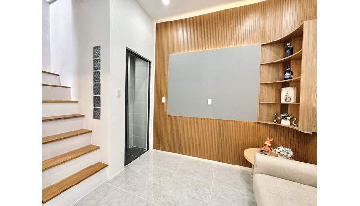 Phan Đăng Lưu P7 Phú Nhuận- 3 TẦNG ĐẸP FULL NỘI THẤT - 2.75 TỶ
