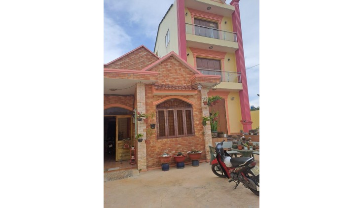 BÁN căn nhà HẼM XE TẢI THÔNG. LÊ VĂN KHƯƠNG. QUẬN 12. giá chỉ GIẢM SÂU