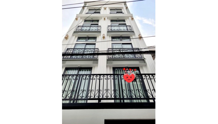 Bán hotel Ngang 8m- 6 Tầng- 31 nơi Dòng Tiền 150Triệu 1 Tháng. Đường Nguyễn ảnh Thủ. Q.12. Gía giỏi