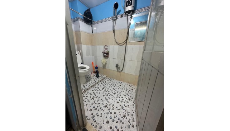TRUNG TÂM QUẬN 7 - NHÀ 2 TẦNG - HẺM TRƯỚC NHÀ 3m - KHU DÂN CƯ HIỆN HỬU - P . TÂN KIỂNG - QUẬN 7 - CHỈ 4 TỶ