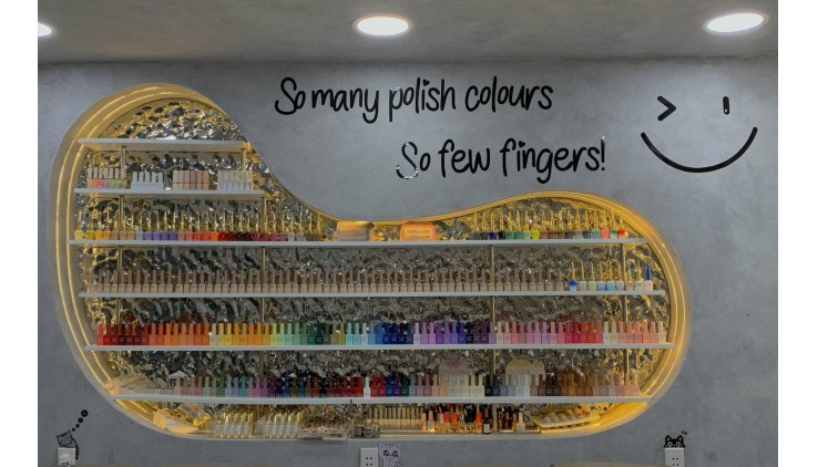 SANG NHƯỢNG TIỆM NAIL - GỘI ĐẦU TẠI hẻm xe hơi QUẬN 1 cùng toàn bộ đồ nội thất